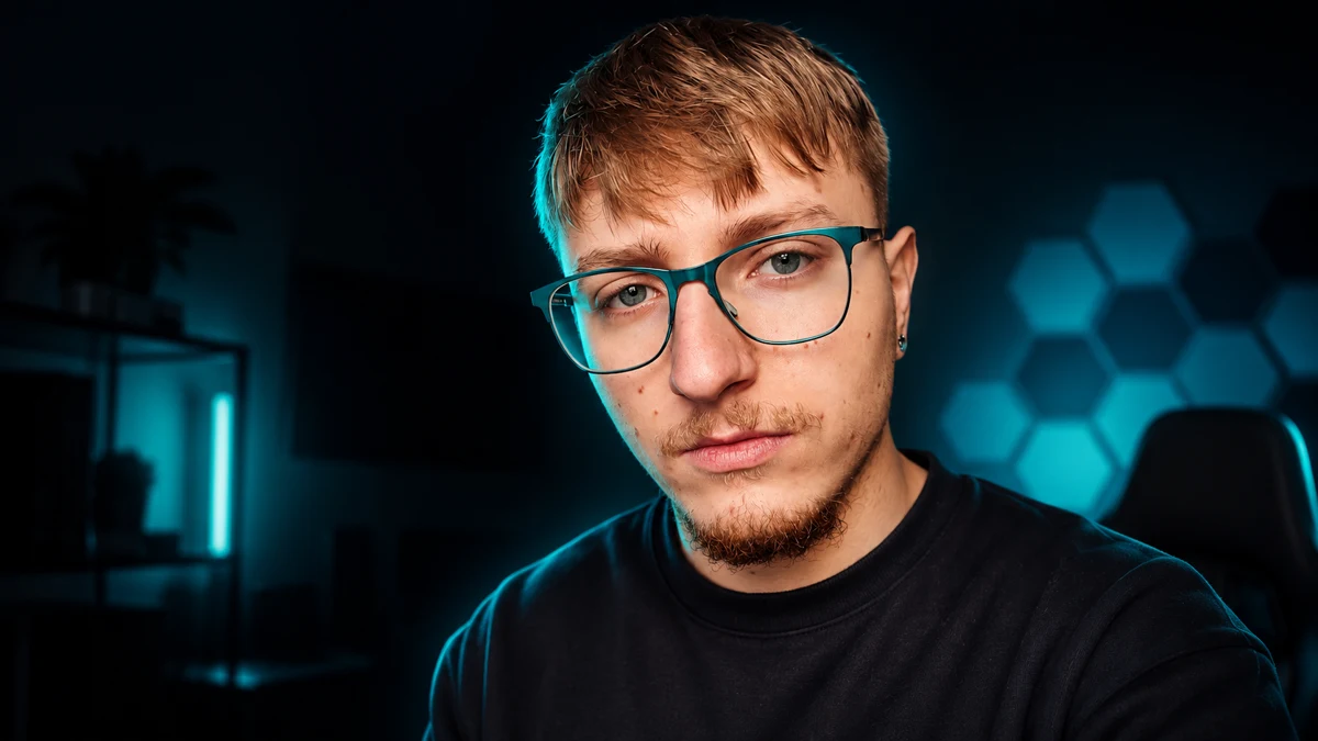 Ciprian Gombar, cunoscut online ca karto